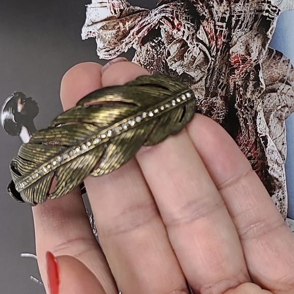 Feather Bracelet Bronze Brown Crystal Bohemian Western Lightweight Everyday Fun - Picture 5 of 6